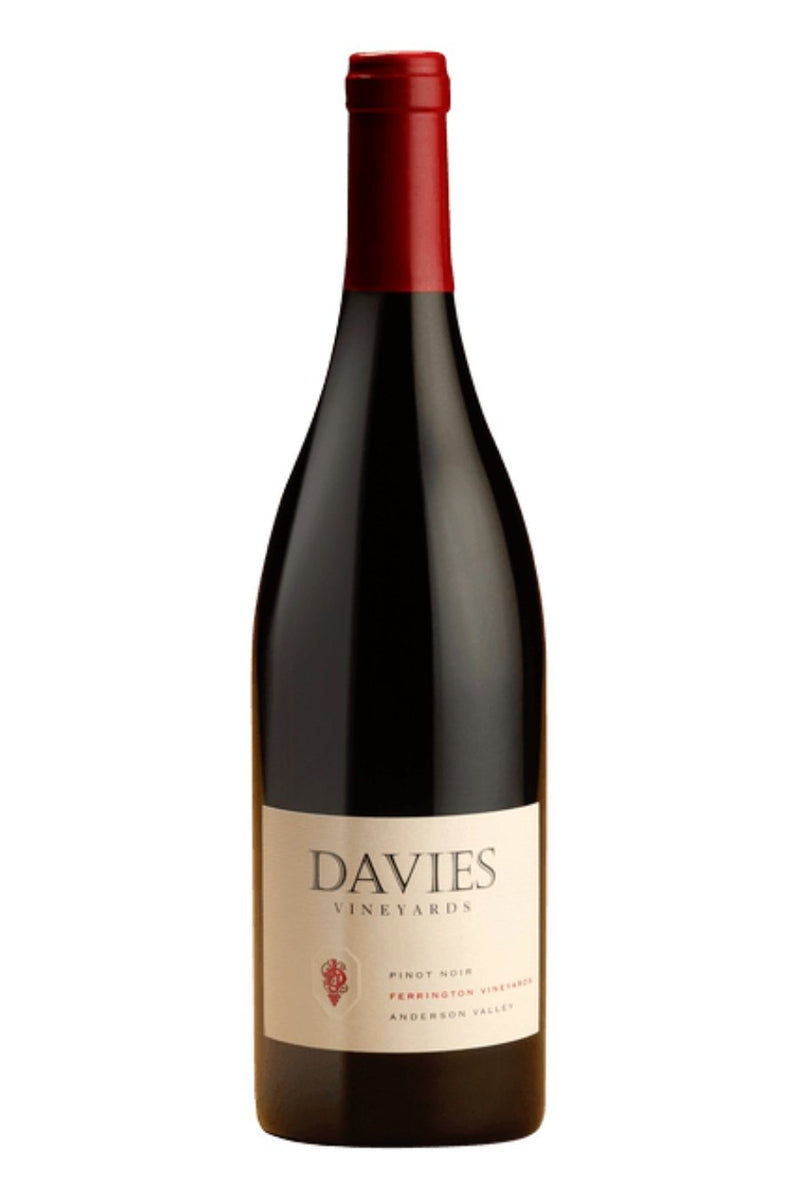 J. Davies Ferrington Vineyards Pinot Noir 2017 (750 ml)